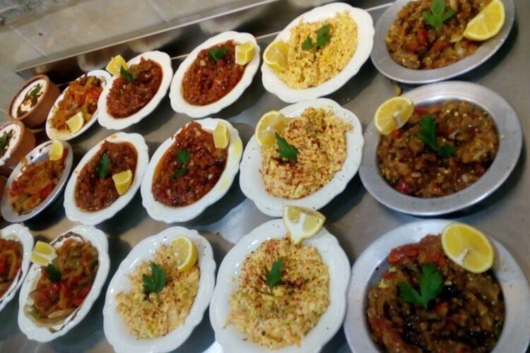 Burak Et Cag Kebabi Izgara Kaynarca Istanbul